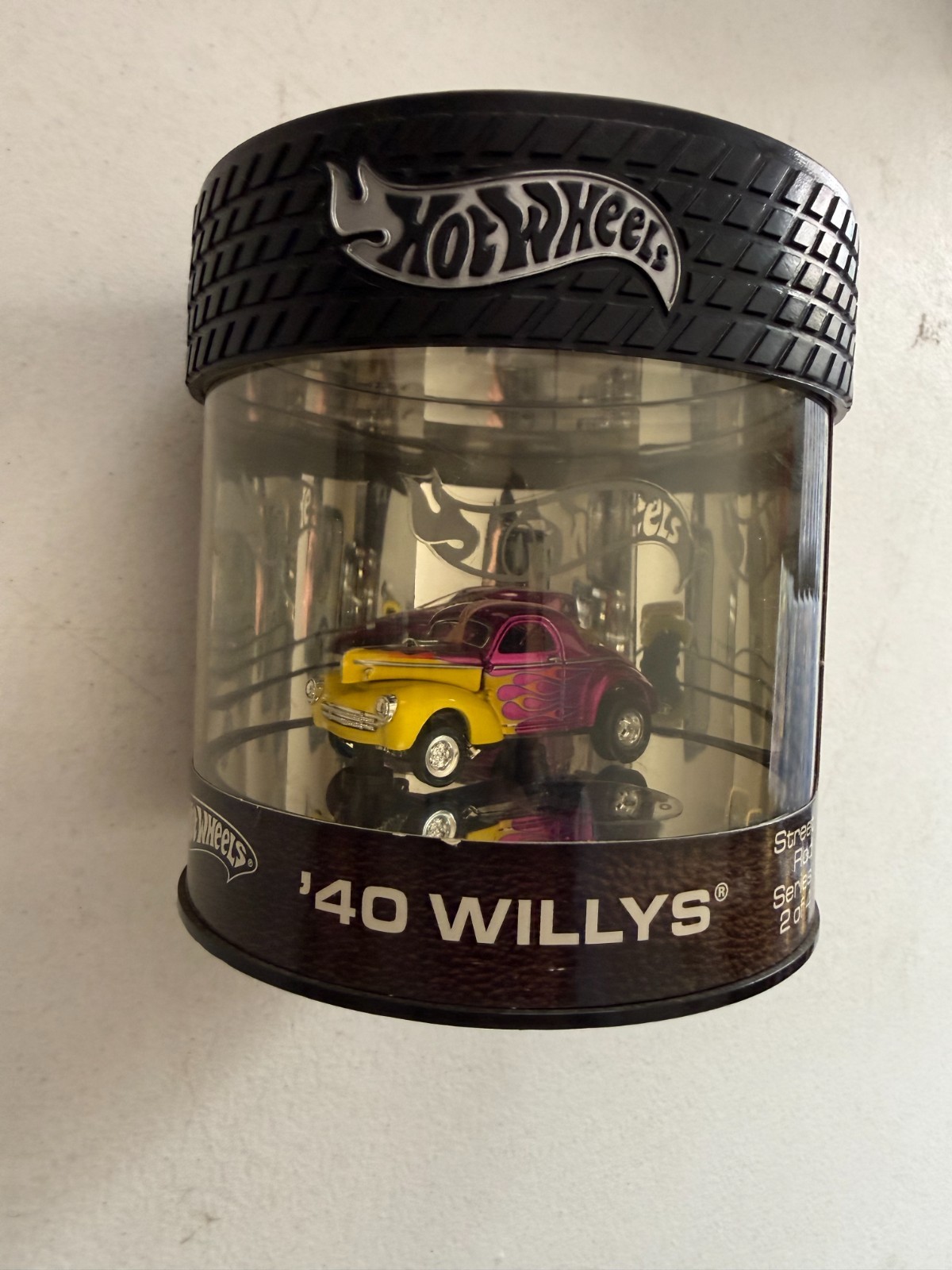 Hot Wheels 2005 Street Rods #2 of 4 – 40 Willys Oil Can Purple Yellow BQ4