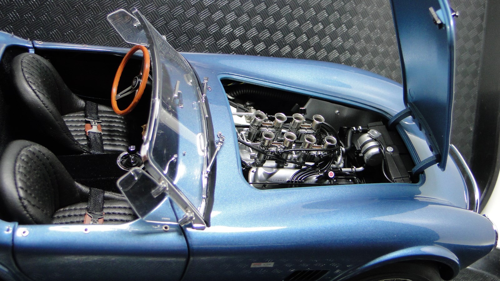 1:12 Race Car Custom Built Metal Body Model18Unique24Racer Racing Carousel Blue