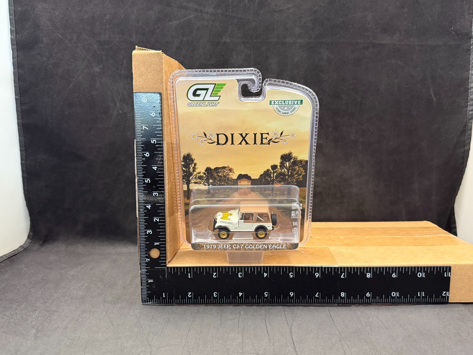 Greenlight “Dixie” 1979 Jeep CJ-7 Golden Eagle 1:64 Scale Diecast 30175