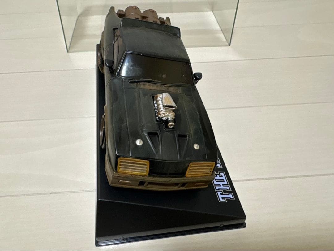 Mad Max Interceptor Weathered Display Model With Box Manual
