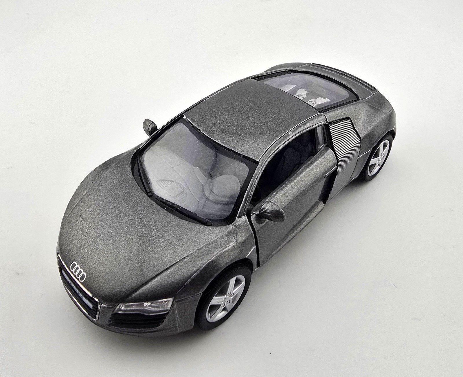 Audi R8 Silver Gray 1:36 Diecast KT5315 Car Pull Back Kinsmart 2017