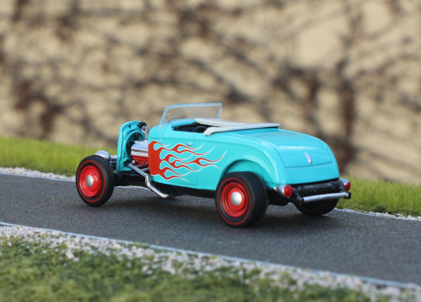 Castline 1/64 M2 Machines Custom 1932 Ford Roadster Rat Rod Hot Rod R88