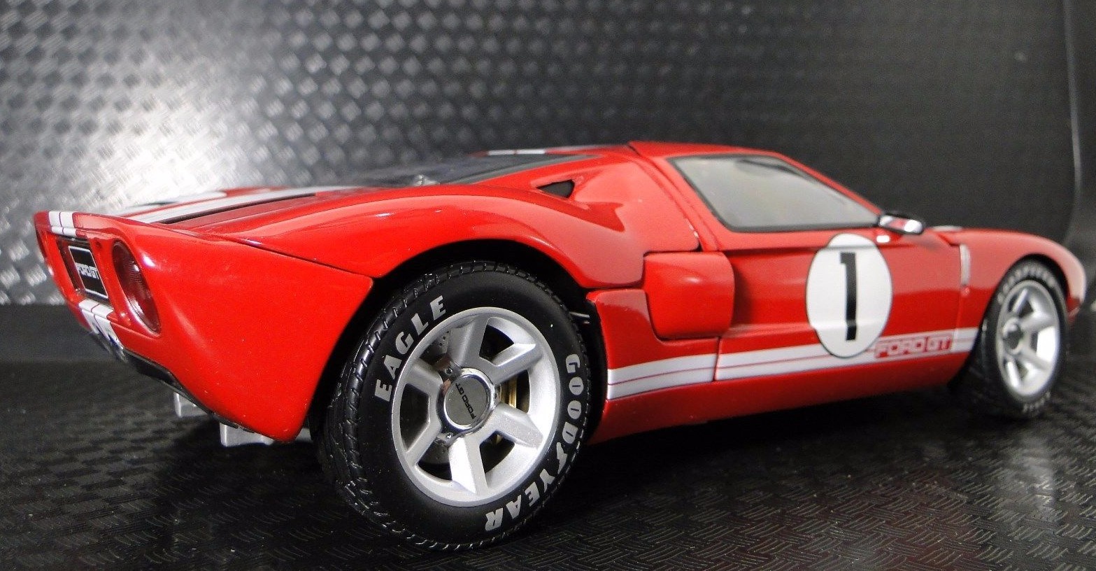 Ford GT40 Race Car Custom Built Concept Classic 1 18 12 24