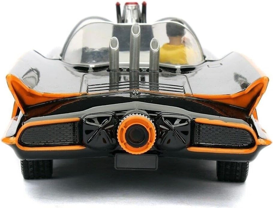 DC Comics 1966 Batmobile 1:24 Scale Die-Cast Car & Figures – Collector’s Edition