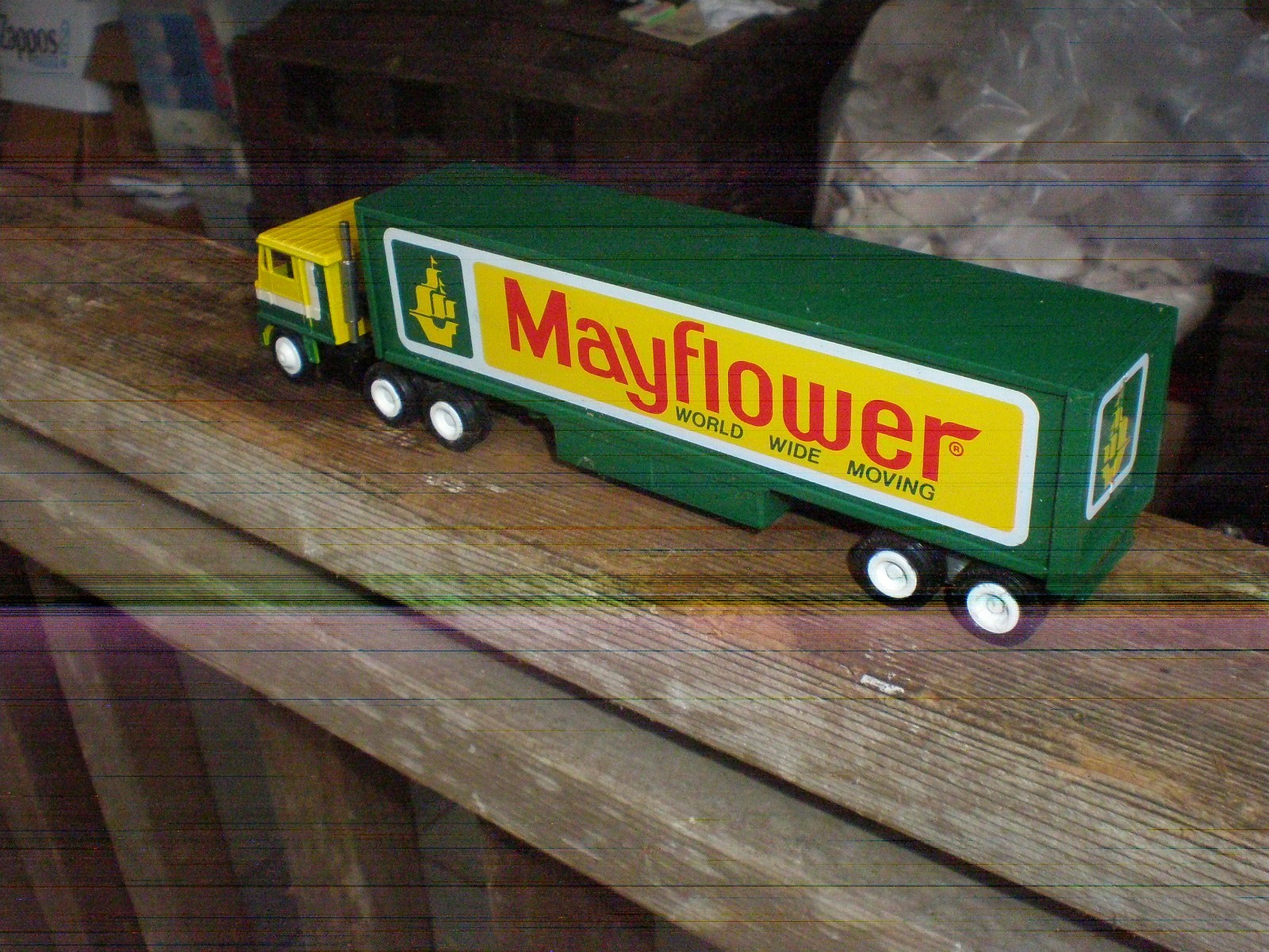 Vintage 1980’s LOT of 2 Classic Winross 1:64 Truck Semi Tractor Diecast VGC