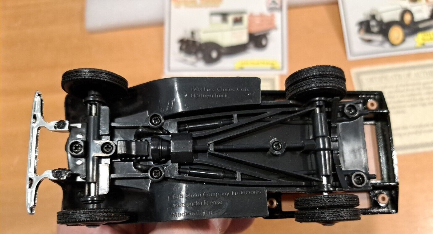 1934 Ford Stake Fence Truck & 1932 Chevy Pickup 1/32 National Motor Diecast Mod
