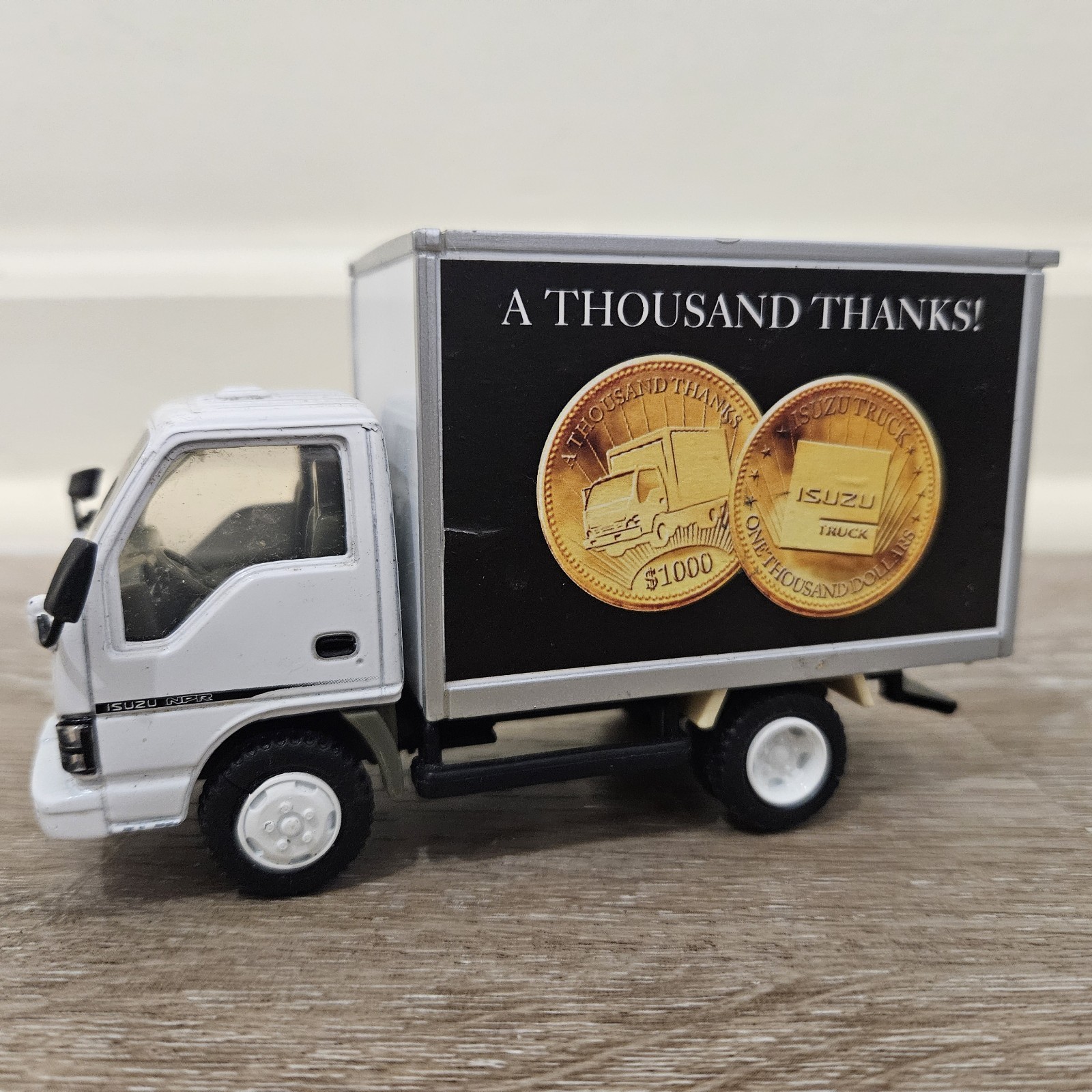 M-Tech Isuzu Elf NPR A Thousand Thanks Dealer Promo Truck 1:43 Japan