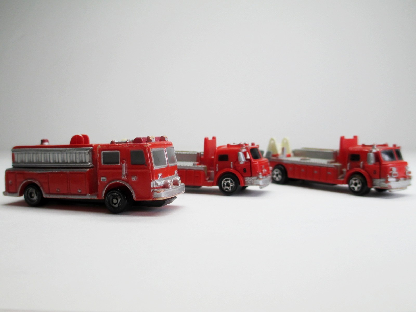 Micro Machines Fire Engine Trucks N Scale Pumper Red Emergency Vehicles Lot