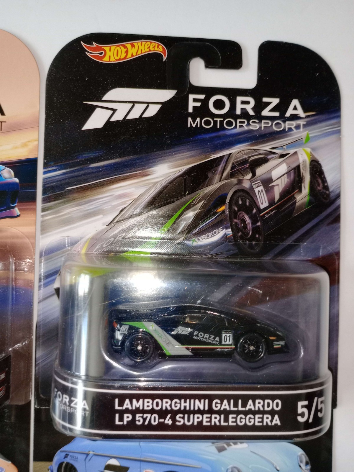 Hot Wheels Retro Entertainment Forza Lot & Bonus Nissan GT-R