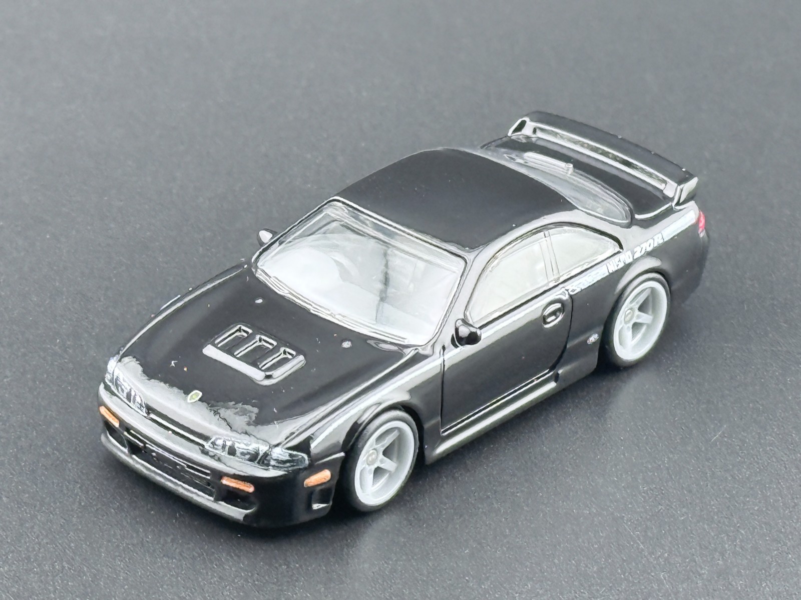 Hot Wheels 1994 Nismo 270R S14 Modern Classics FPY86-961S 1/64