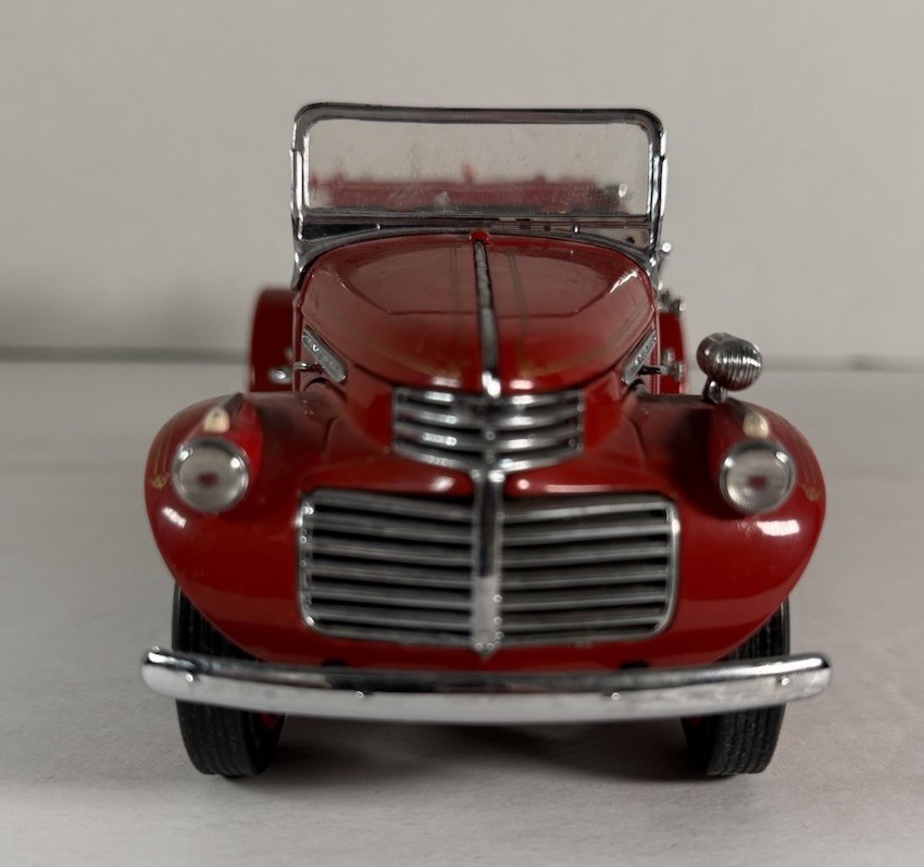 S1 1941 GMC Firetruck Red Fire Truck Yat Ming 1/24 Diecast #20068 – Vibrant NIB