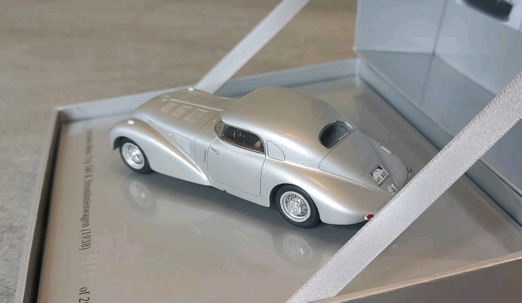Spark Minimax Mercedes-Benz Typ 540K Stromlinienwagen 1938 1:43 Rare