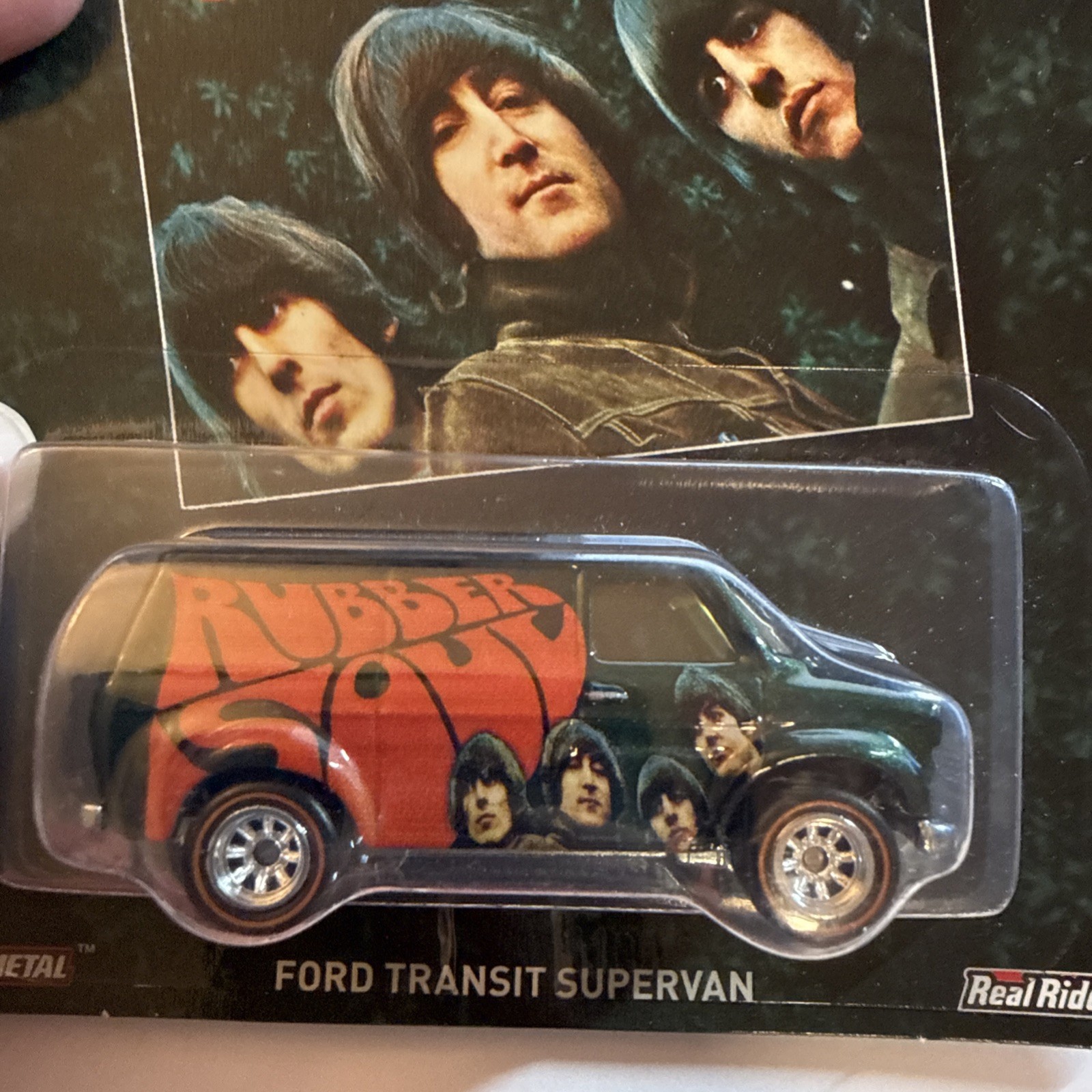 Hot Wheels 2017 Pop Culture Series: The Beatles – Ford Supervan Rubber Soul