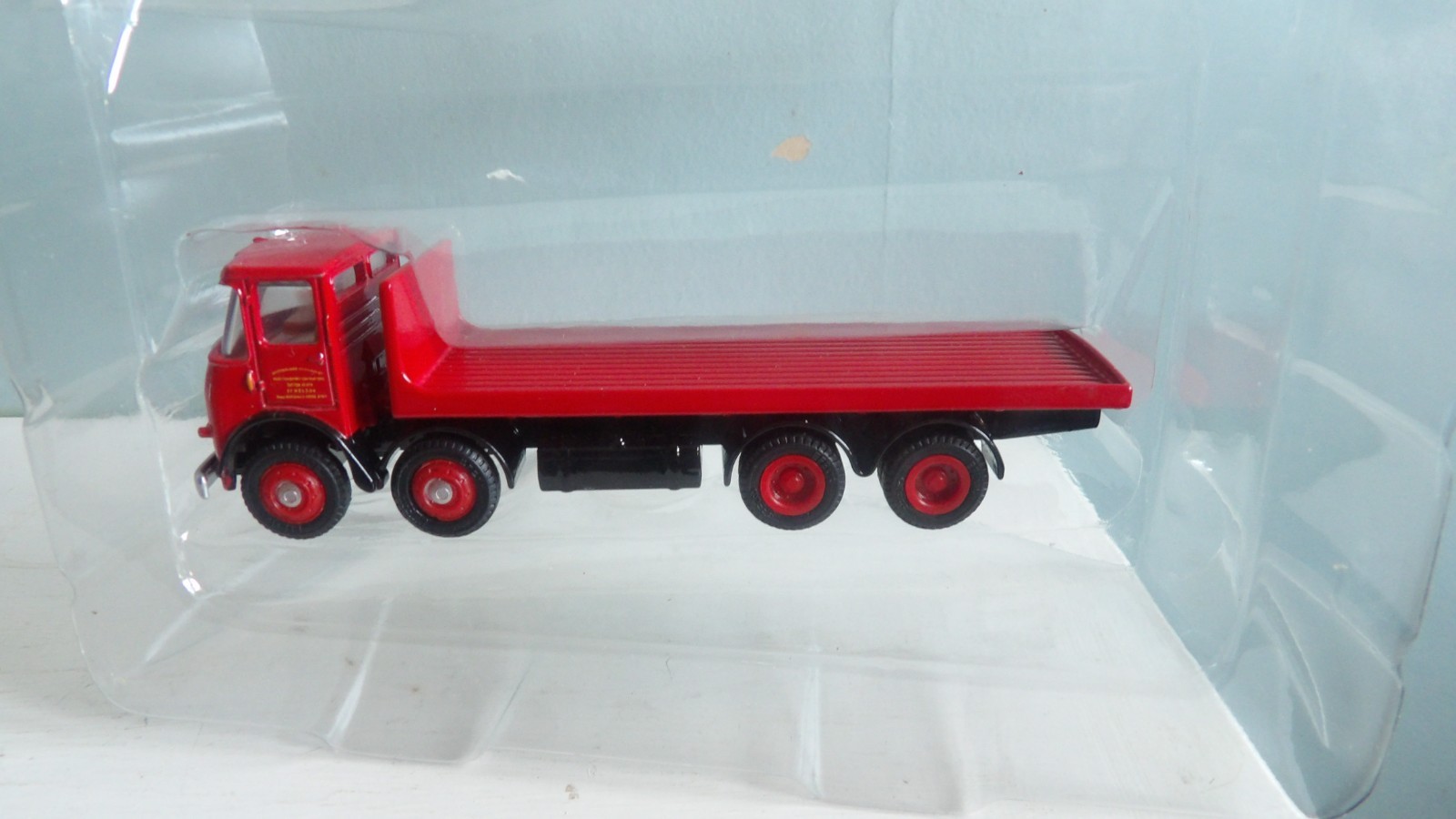 E.F.E. CODE 12802 SUTTONS AND SONS ATKINSON 4 AXLE FLATBED LORRY BOXED.