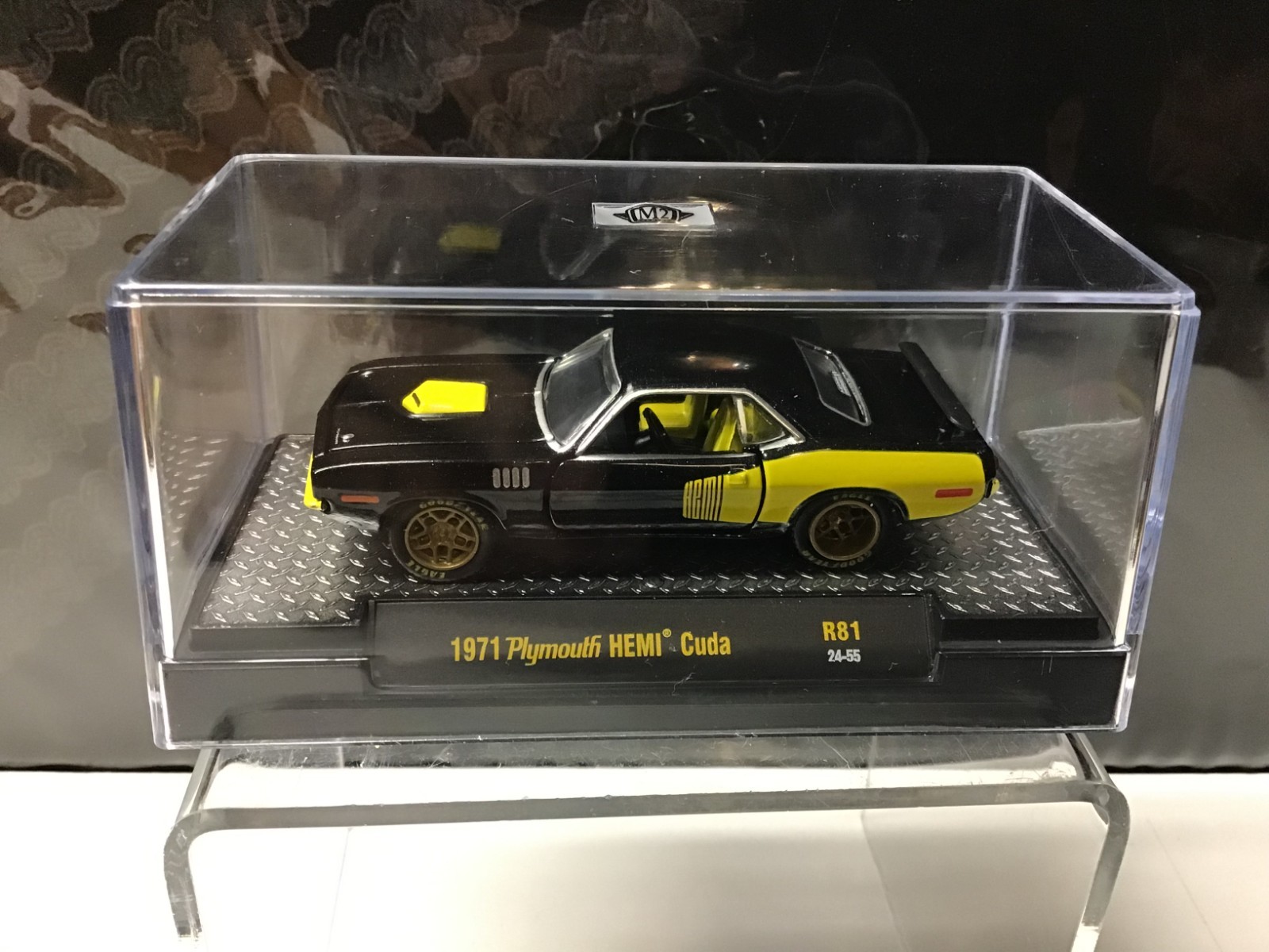 M2 1:64 1971 Plymouth Cuda “Mopar Garage” 1 of 9000 PCS. R81 24-55