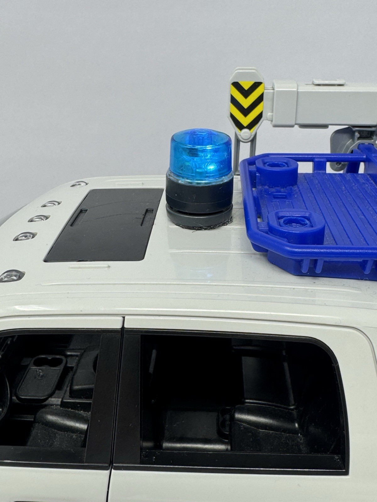 Bruder Dodge Ram 2500 Quad Cab Service Truck 1:16 Crane Truck Boxes Blue Light