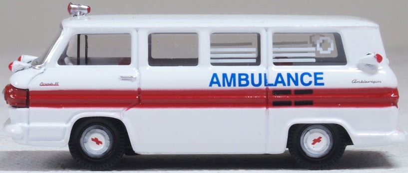 OXFORD DIECAST 1961 CHEVROLET Greenbrier Ambulance HO 87CG61002 NEW RELEASE