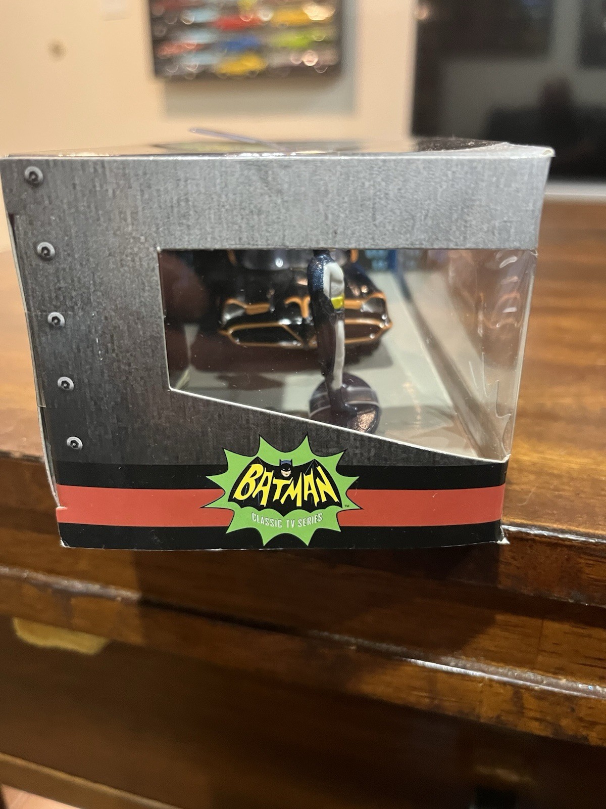 1:43 Jada Tv Series Batman Car New In Box