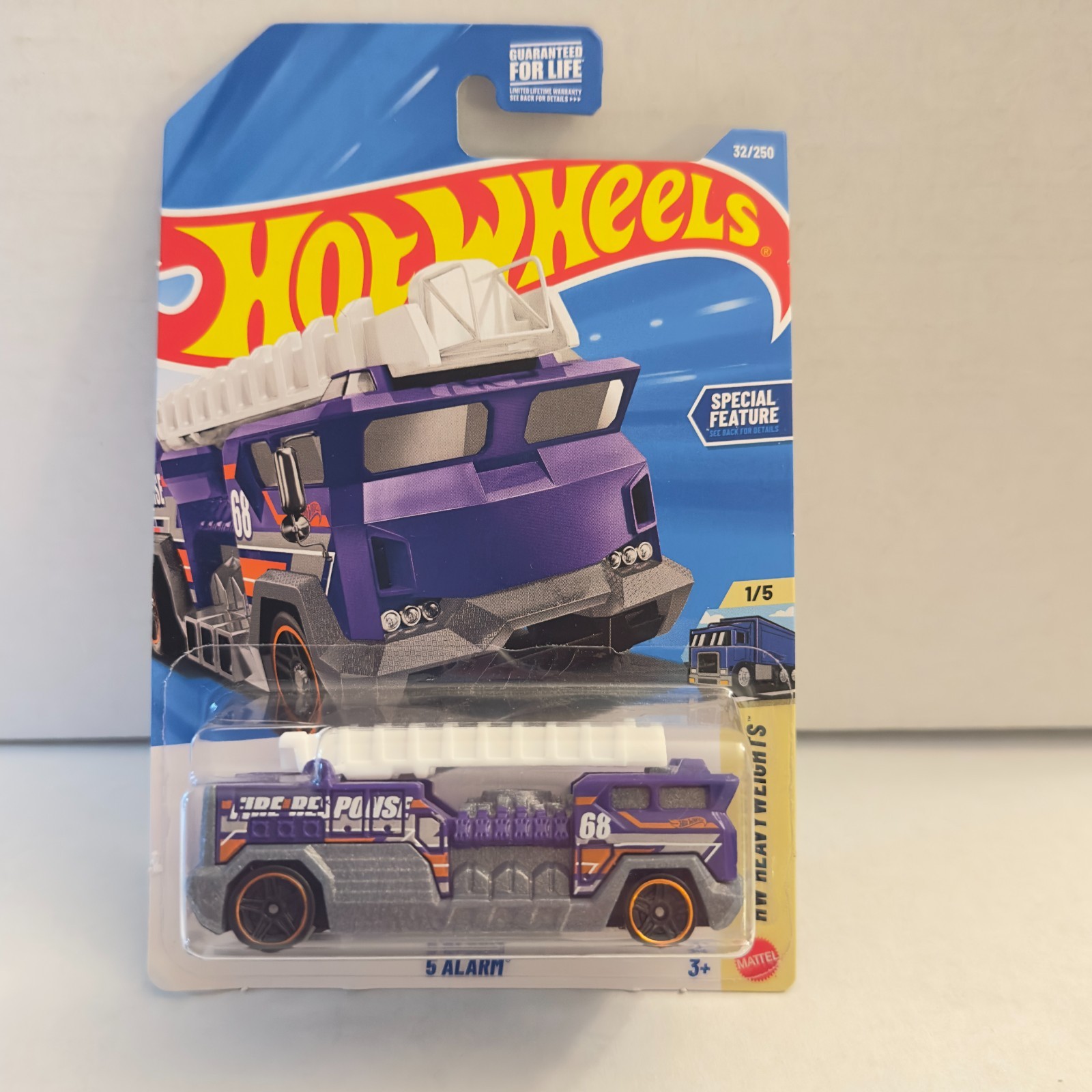 2026 Hot Wheels 5 Alarm 32/250 HW Heavy Weights Mattel Diecast Vehicle New