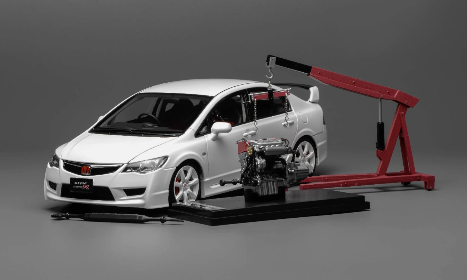 1/18 MotorHelix Honda Civic Type R ( FD2 ) RHD from 2007 champion White LAST ONE