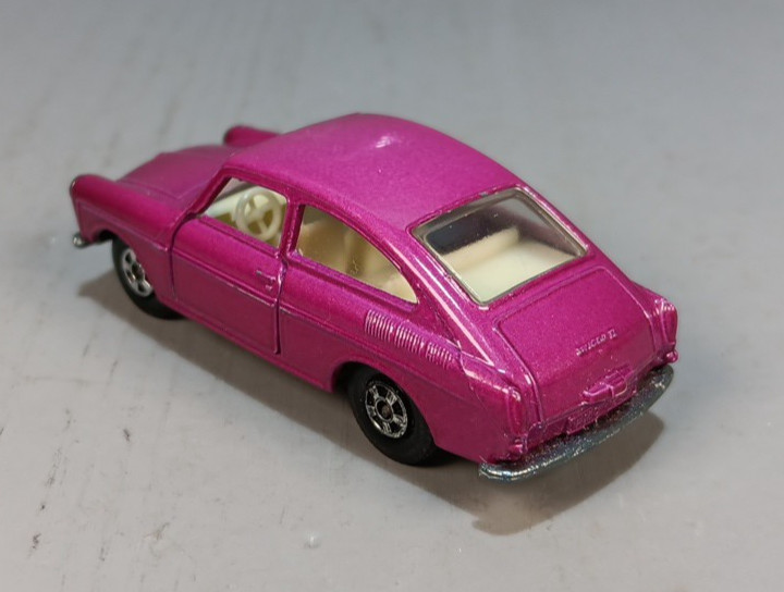 Matchbox Lesney Superfast MB67 Purple Volkswagen 1600TL w/F2 Box