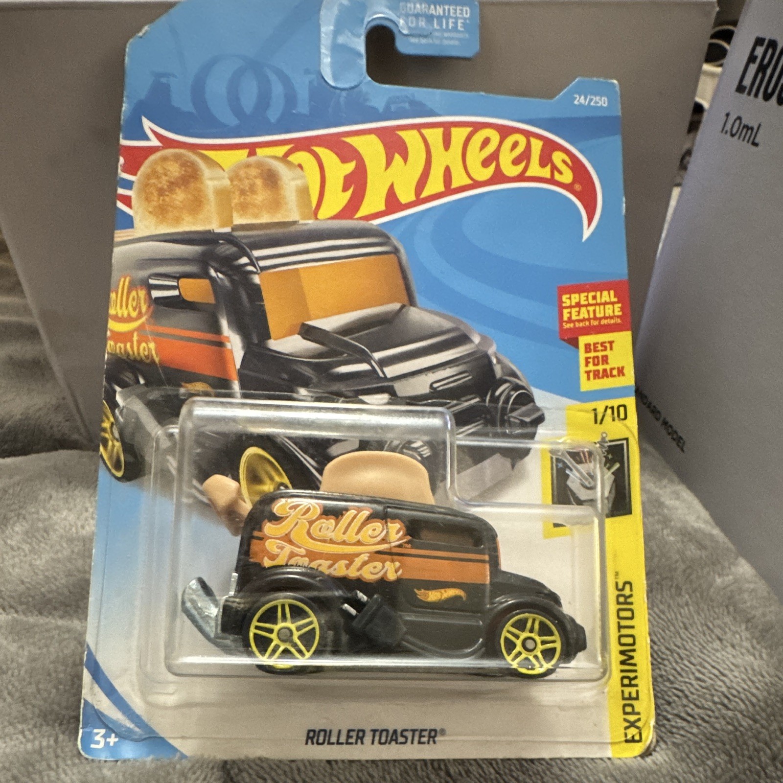 Hot Wheels Experimotors Roller Toaster 2017 Black Diecast Car 1:64