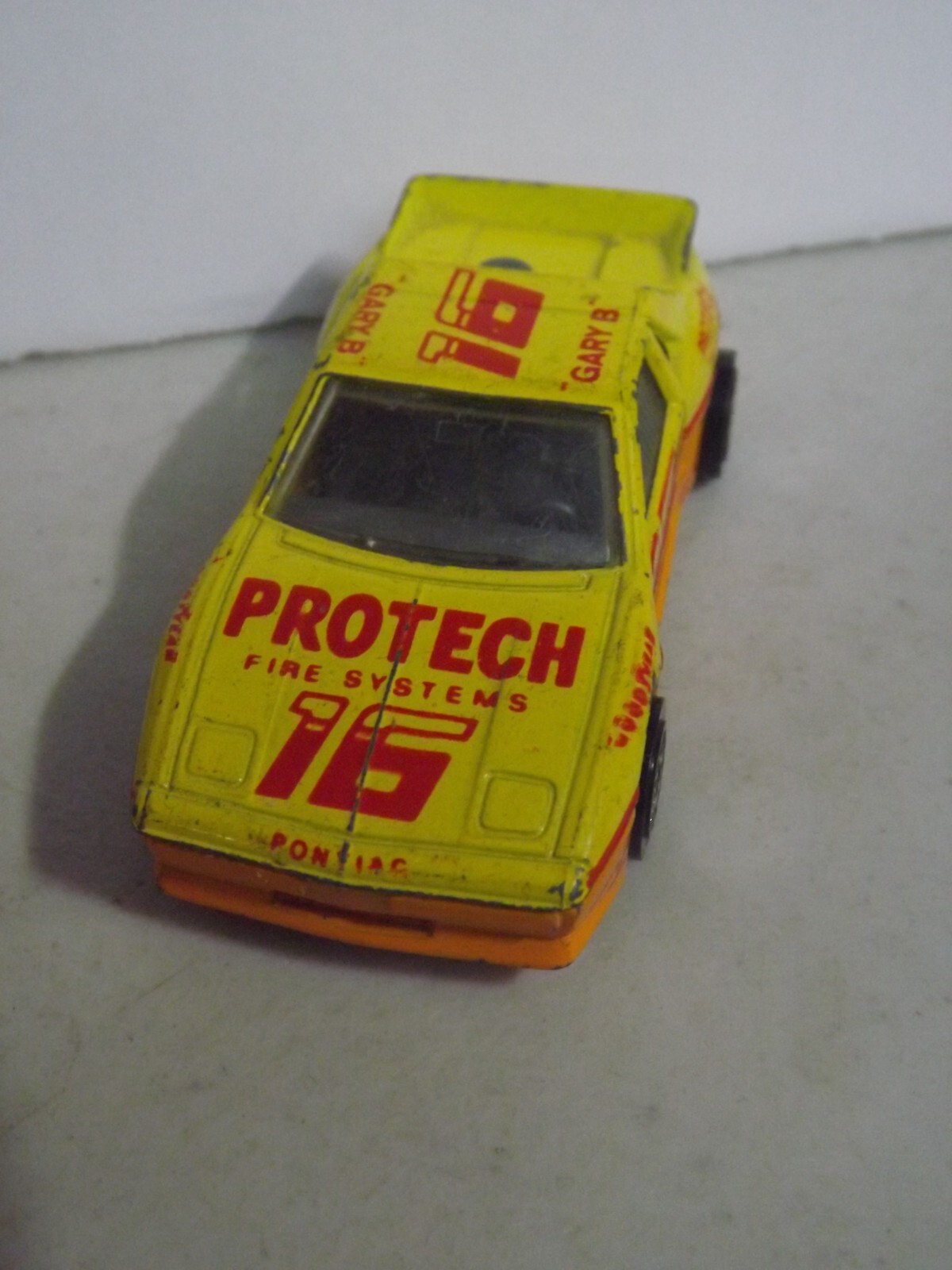 1985 Matchbox Yellow Pontiac Fiero “Protech Fire Systems” 16