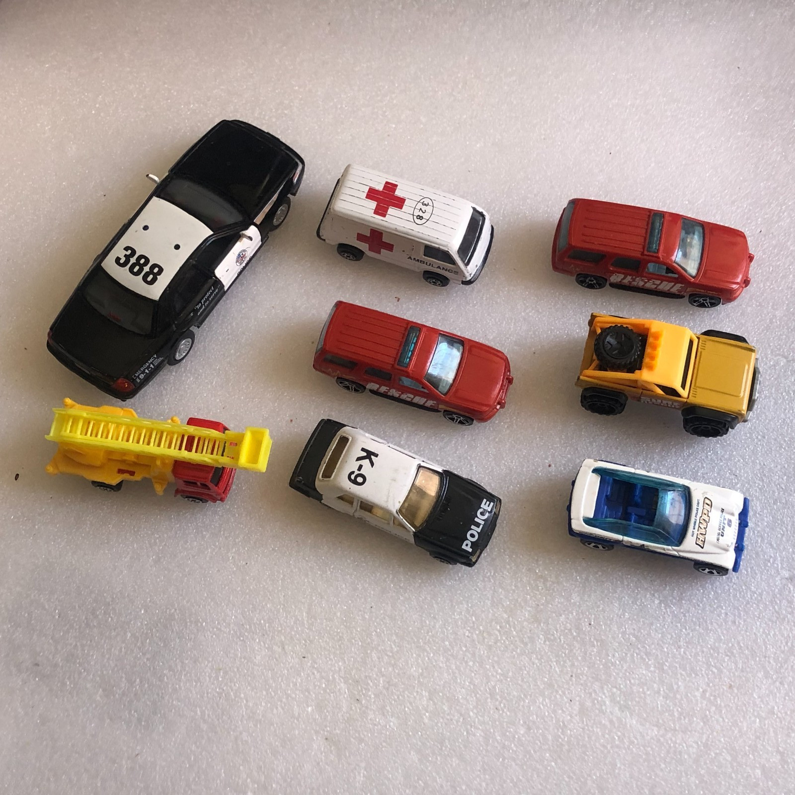Lot of 8 Hot Wheels, Mattel, Maisto, Kinsmart Police, Fire, Ambulance, & Rescue