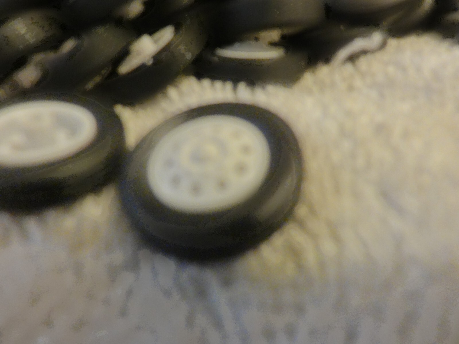 Large Lot Tonkin 1/50 Tires & WHITE color FRONT WHEELS 200+ pieces NEW
