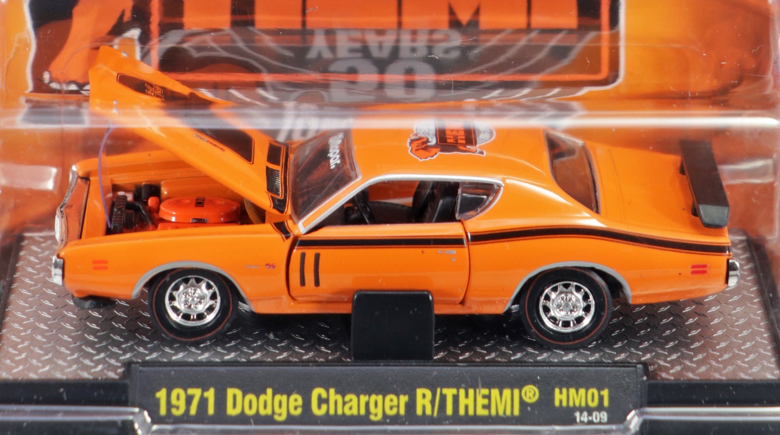 M2 Machines 1971 Dodge Charger R/T Hemi 50 Years – 31600 14-09 NRFP Orange