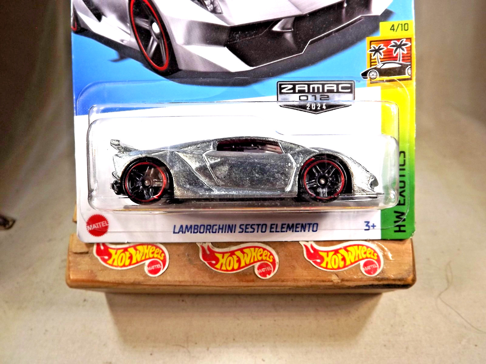 2024 Hot Wheels Walmart #12 Zamac #204 HW Exotic 4/10 LAMBORGHINI SESTO ELEMENTO