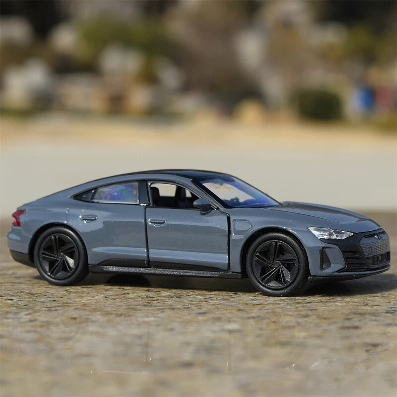 WELLY 1:36 Audi RS E-Tron GT Coupe Alloy Sports Car Model Simulation Diecast Met