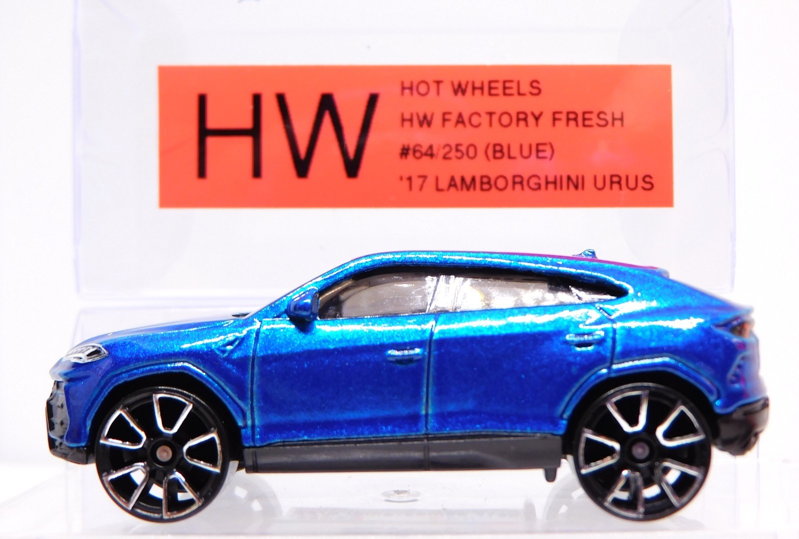 Hot Wheels “Lamborghini” (3) Urus/Sesto Elemento/Huracan/Superleggera-Loose.