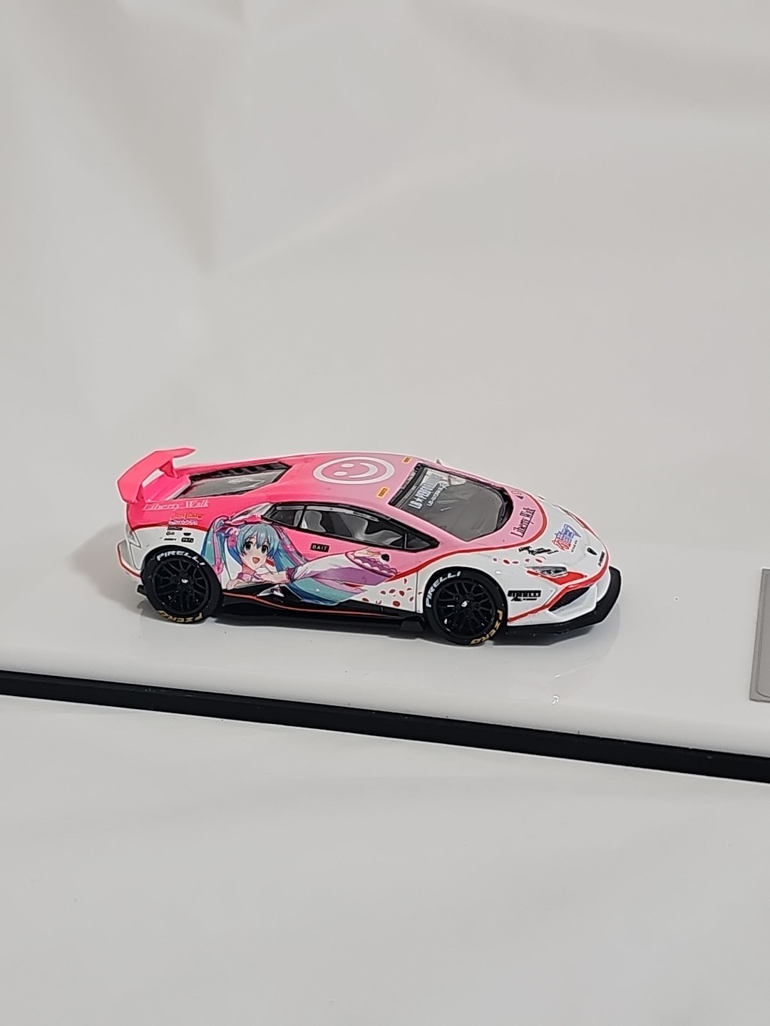 King Model Lamborghini Huracan LP610 LB 1.0 Hatsune Blue 1:64