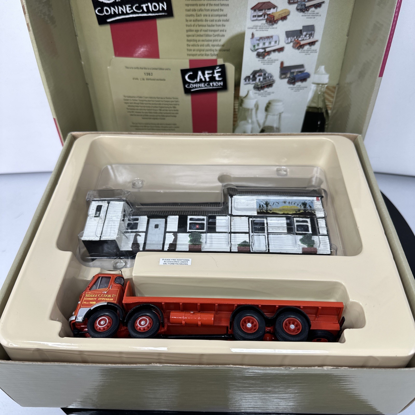CORGI CC11501 -AEC MKV Mammoth Major Platform Lorry SIDDLE COOK -THE LAZY TROUT