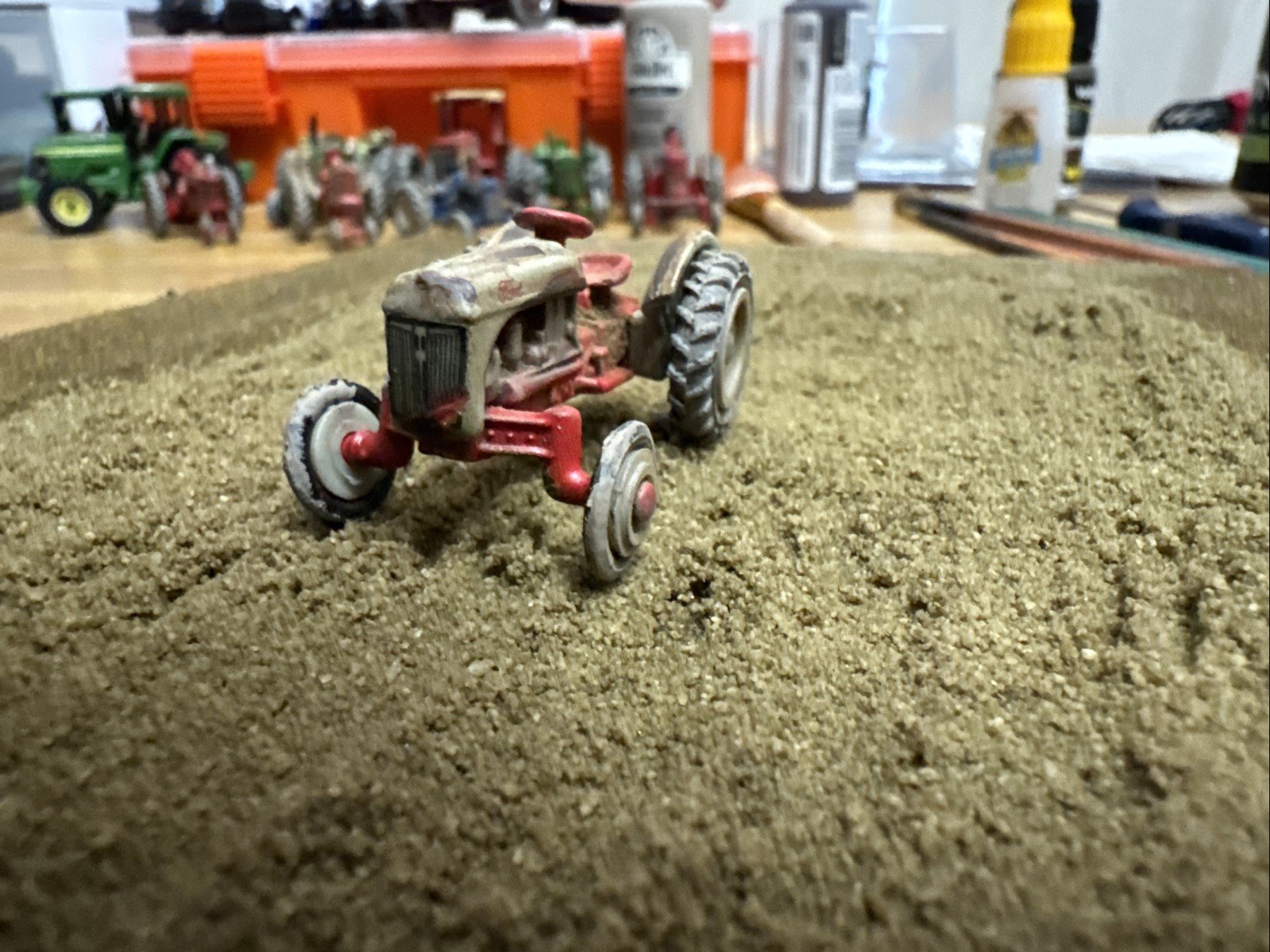 1940s Ford Model 8N Tractor. 1:64 Weathered Rusty Farm Used.