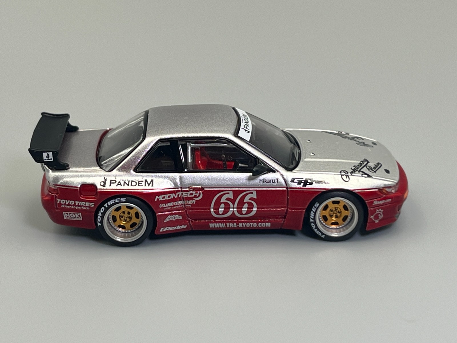 Nissan 240SX S13 Coupe Pandem Silvia Widebody Poprace 1/64 scale openable hood