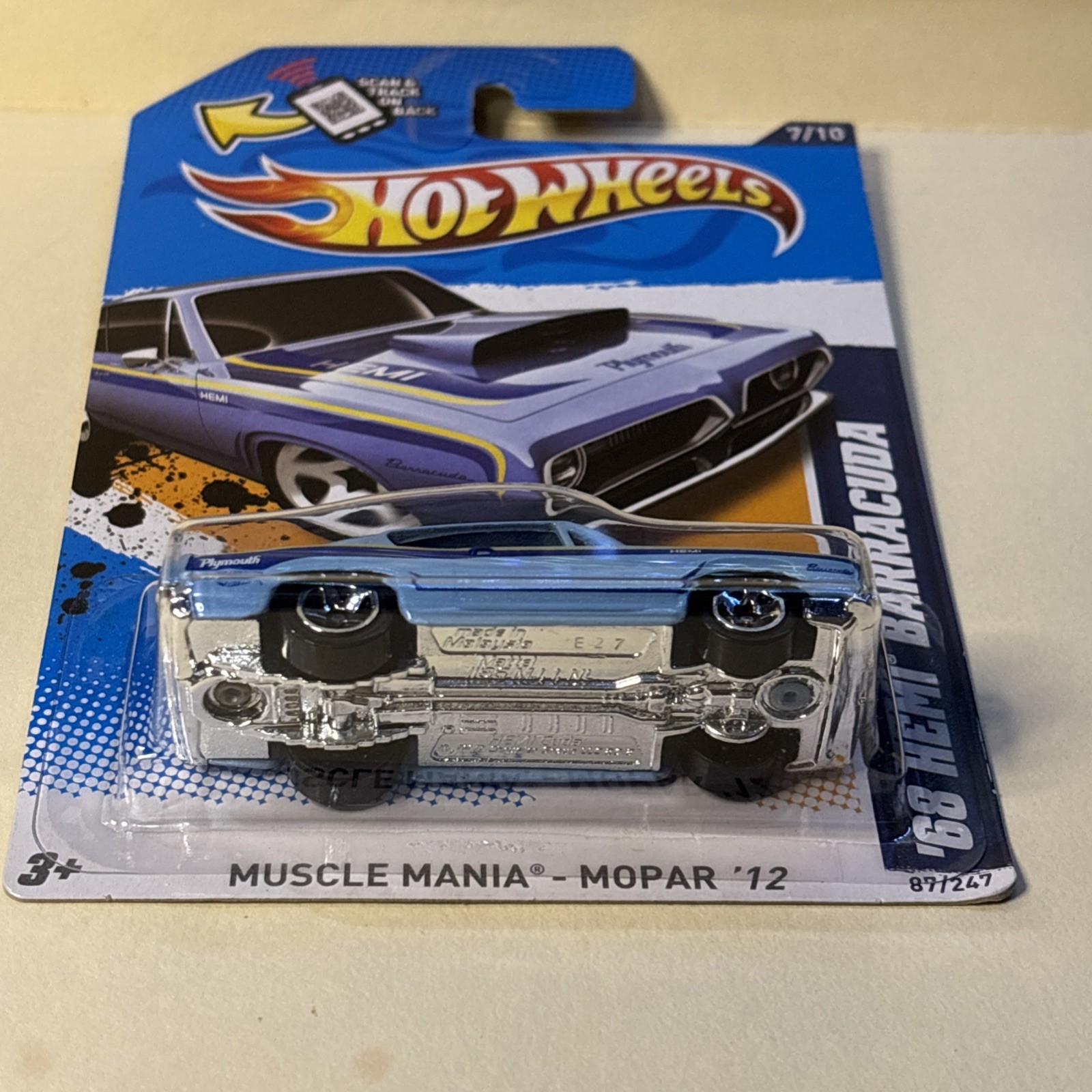 Hot Wheels 2012 Muscle Mania Mopar ’68 Hemi Barracuda