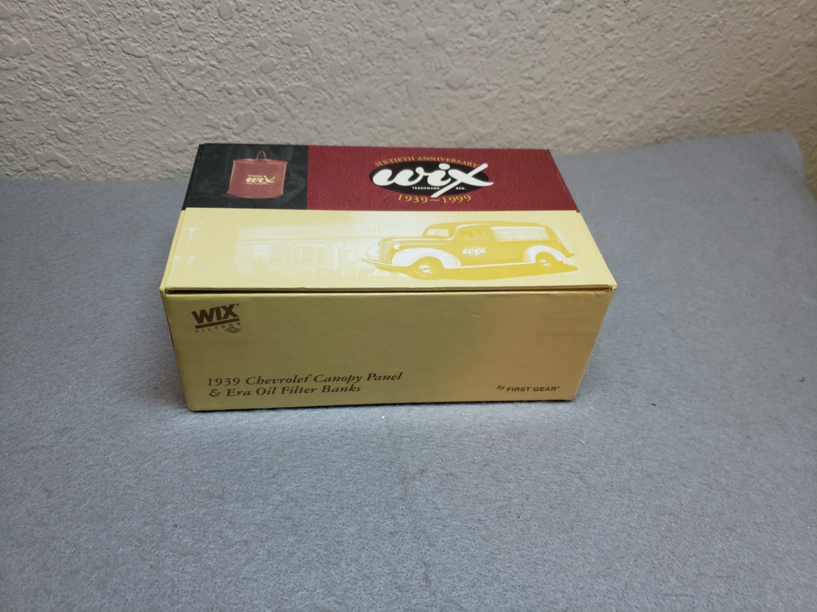 1st GEAR 1939 1999 CHEVY PANEL WIX FILTERS 60TH ANNIVERSARY TRUCK BANK