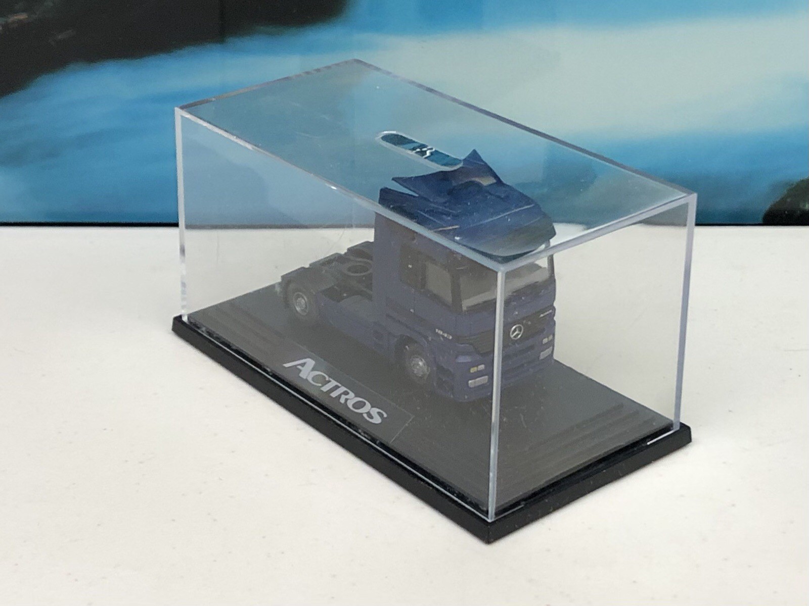Actros Mercedes- Benz 1/64 Mini, Cab Only Brand New