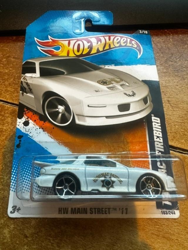 2011 Hot Wheels HW Main Street Pontiac Firebird #163 White