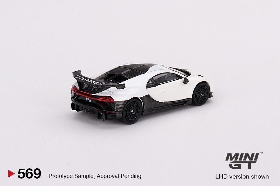 Mini GT 1:64 Bugatti Chiron Pur Sport White Diecast Model Car MGT00569