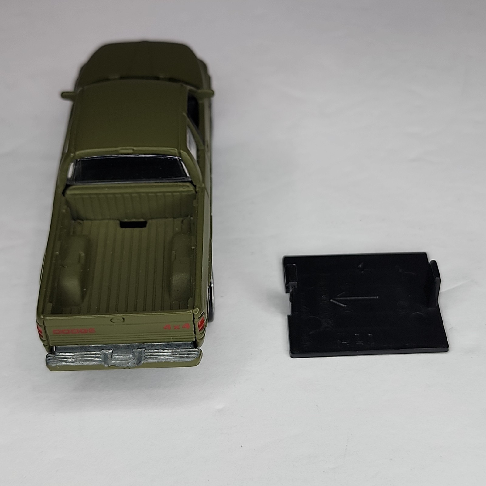 1996 Johnny Lightning Dodge Ram Sport 1500 V8 Green Truck 1:64 Diecast