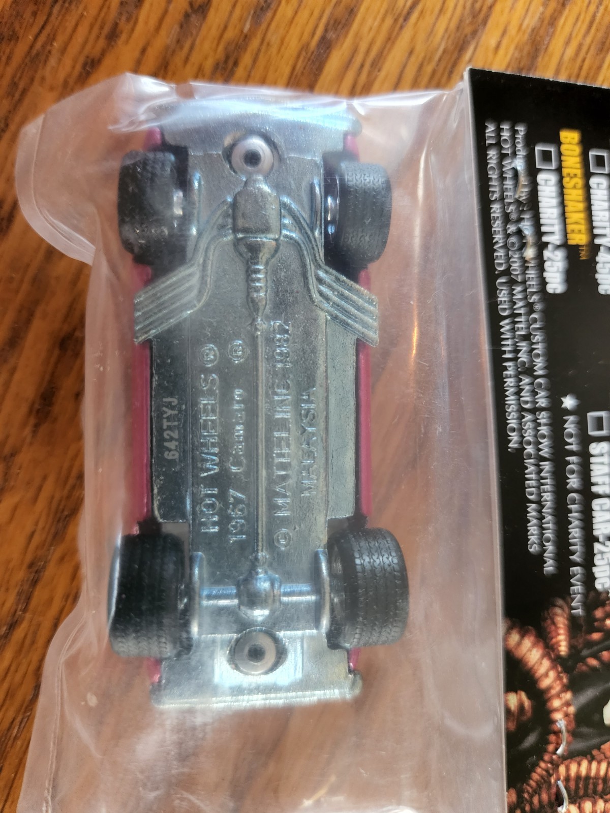 Ultra-limited 1 of 30 Hot Wheels 2007 Japan Red Evening with Voltaire Camaro