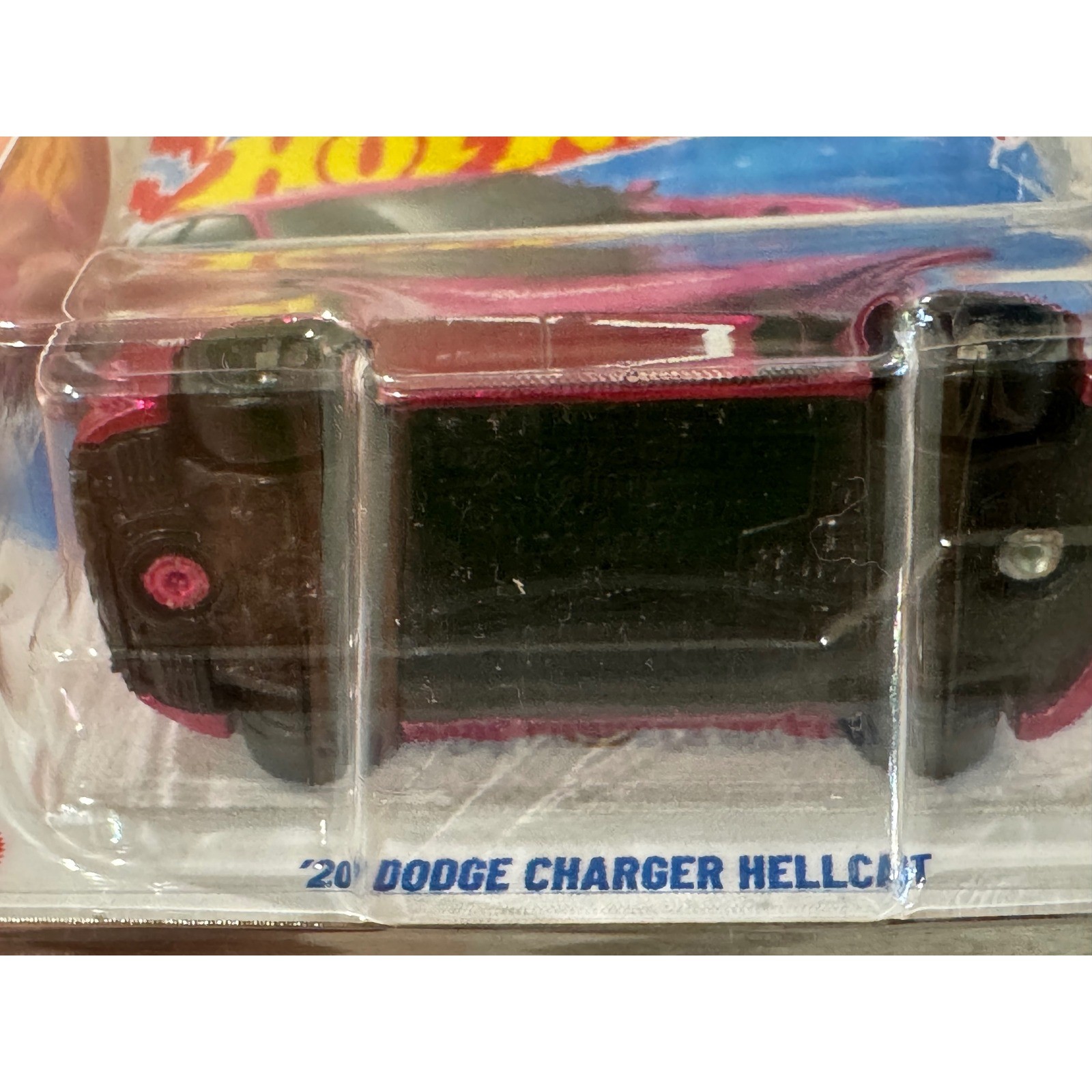 Hot Wheels 2025 Super Treasure Hunt ’20 Dodge Charger Hellcat Pink Muscle Mania