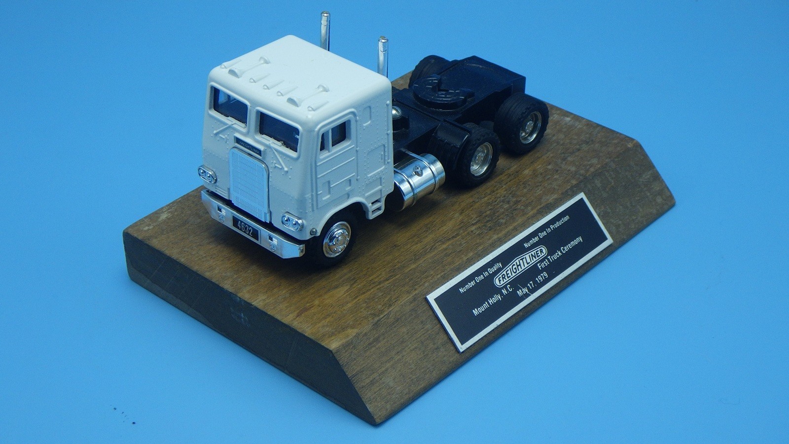 MAY 17, 1979 FREIGHTLINER 1st TRUCK CEREMONY MOUNT HOLLY, N.C. SHINSEI 601 1:53