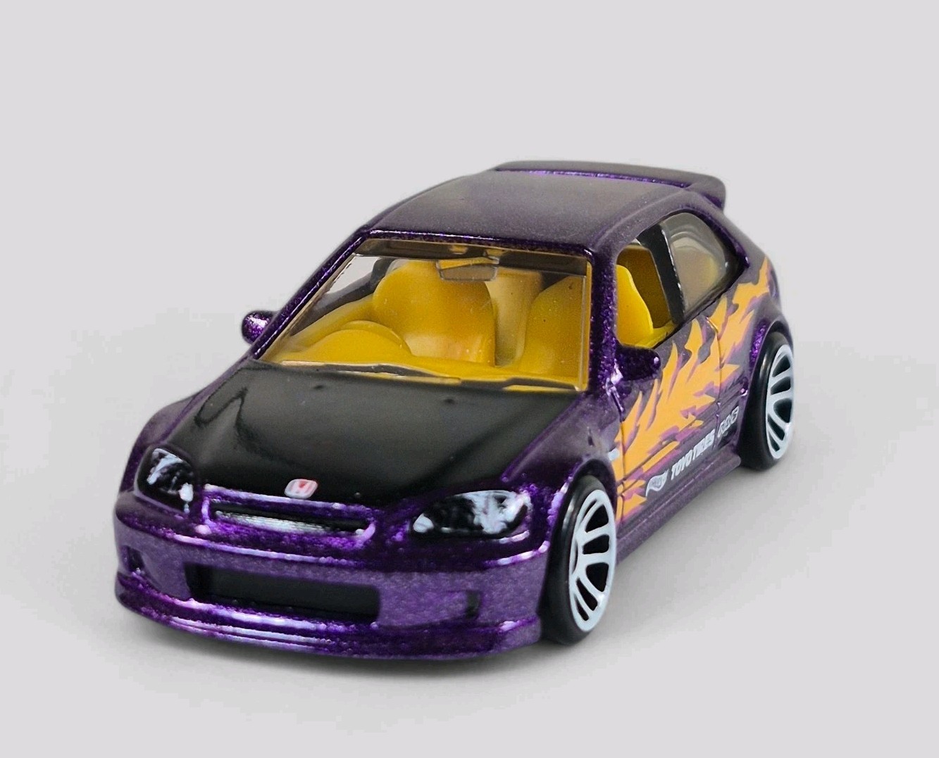 1999 HONDA CIVIC TYPE R Diorama Collectible DieCast Model Car 1:64 Purple LOOSE