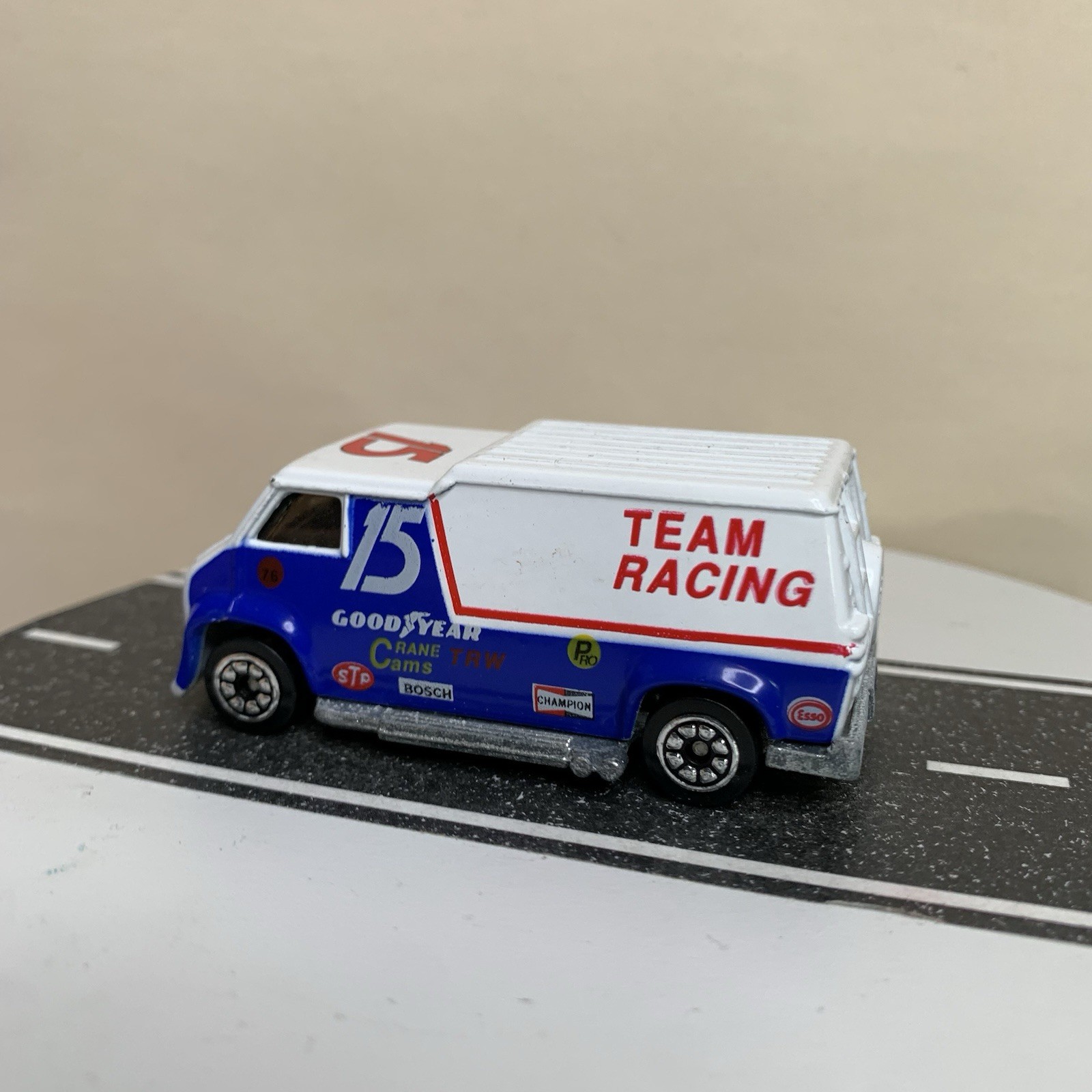 Corgi Mattel Auto City Team Racing Hot Rod Custom 70s Super Van White 1:64 NM