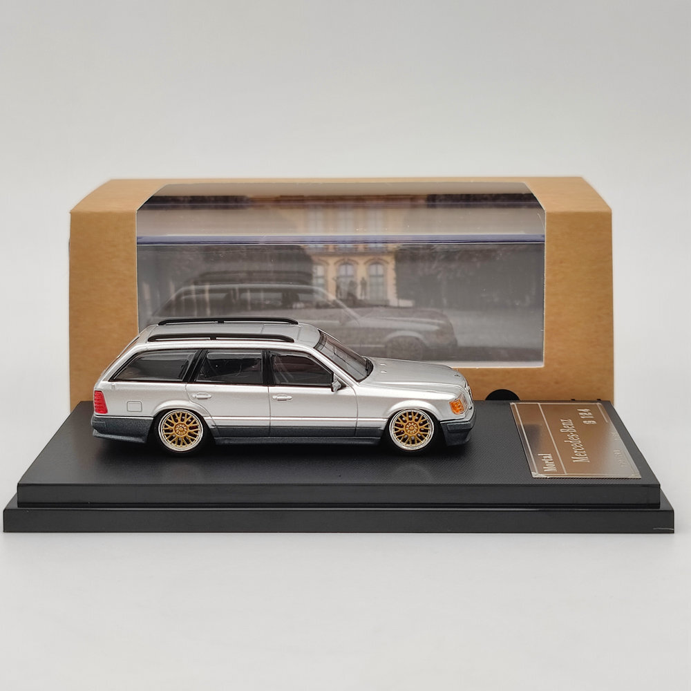 1/64 Mortal Mercedes-Benz S124 Travel Edition Diecast Toy Models Collection Gift