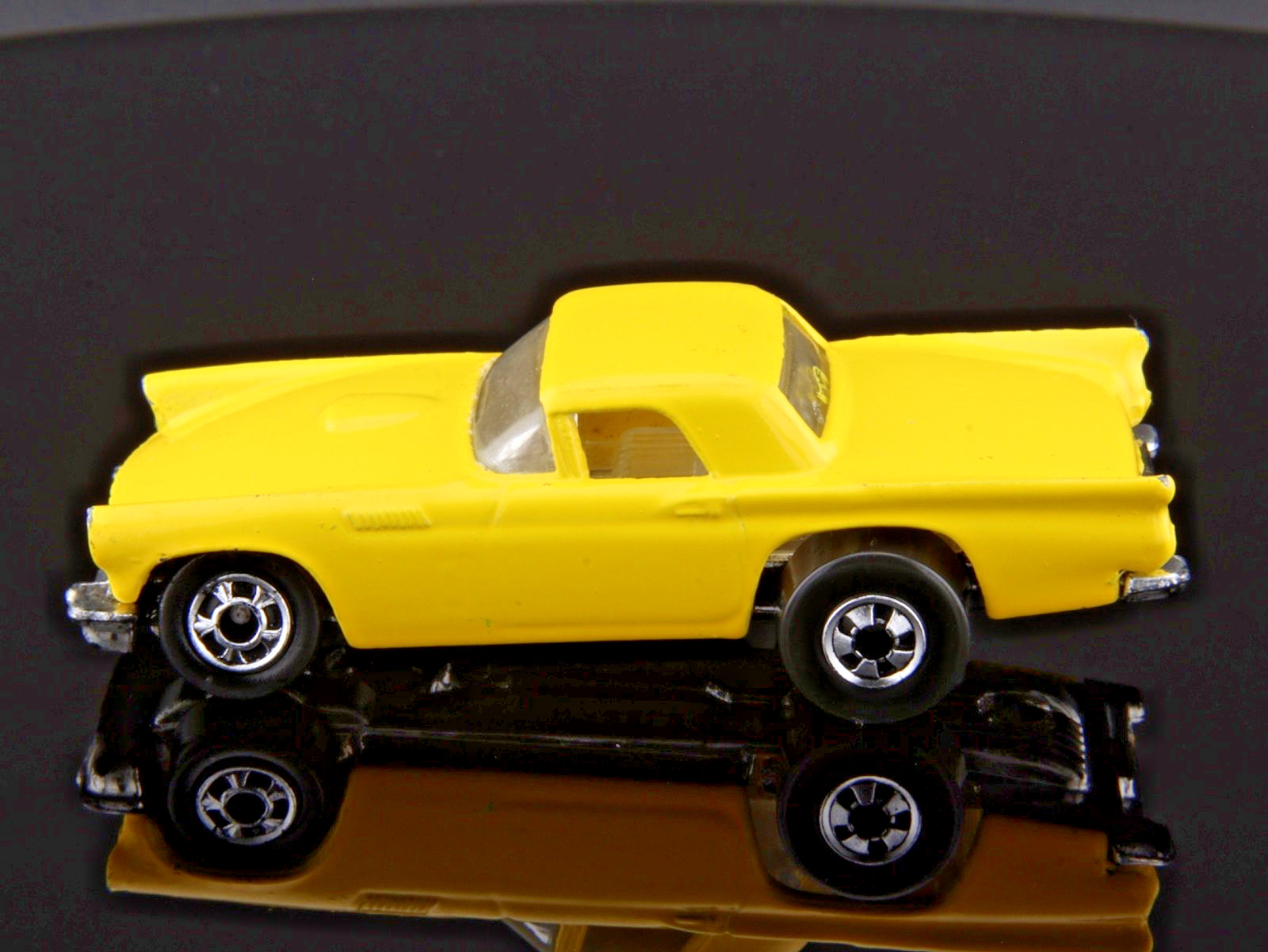 1977 Hot Wheels 5-Pack Exclusive ~ 1957 FORD T-BIRD ~ Blackwall Diecast Yellow